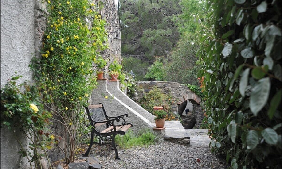 Photo of Outdoor in Calce