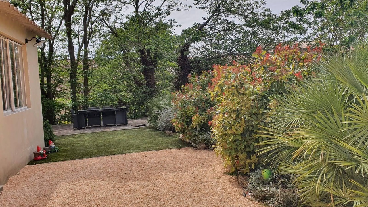 Photo of Outdoor in Causses-et-Veyran