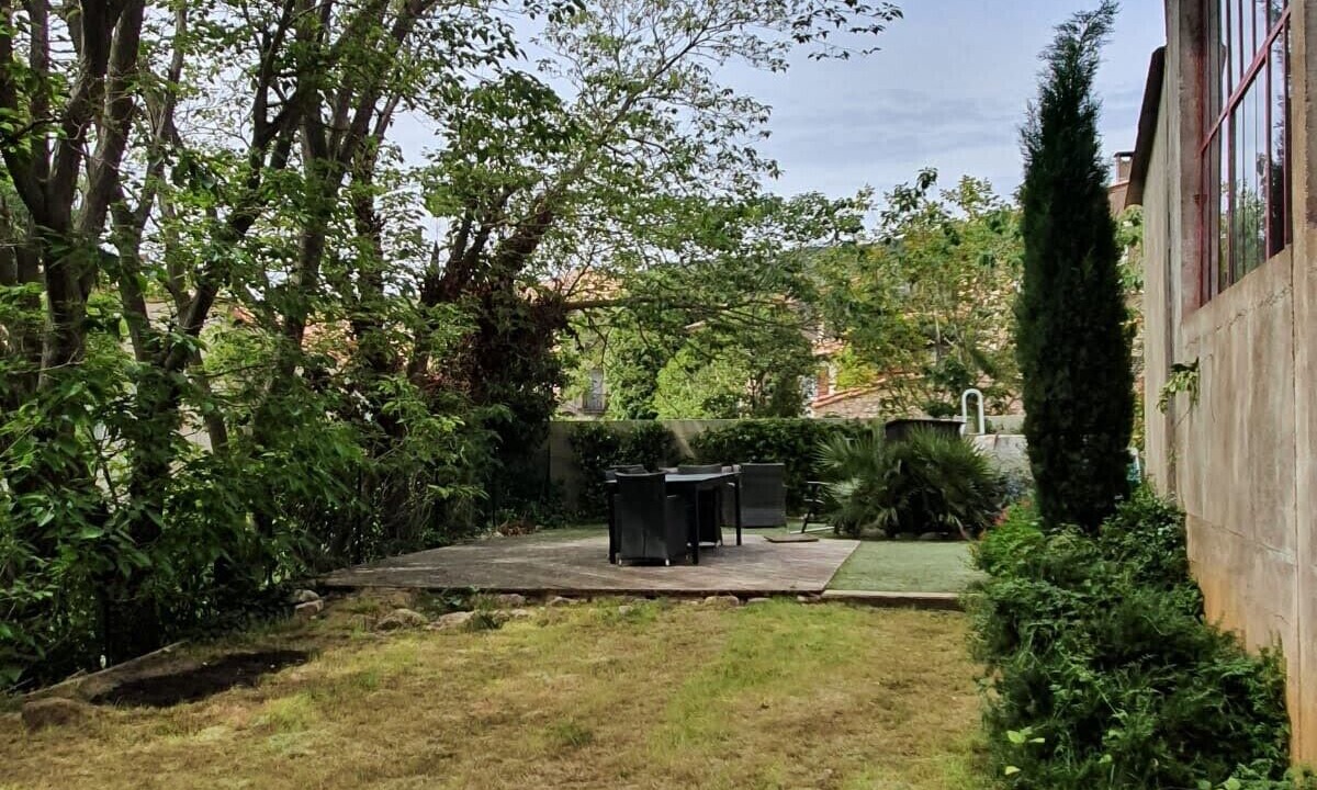 Photo of Outdoor in Causses-et-Veyran