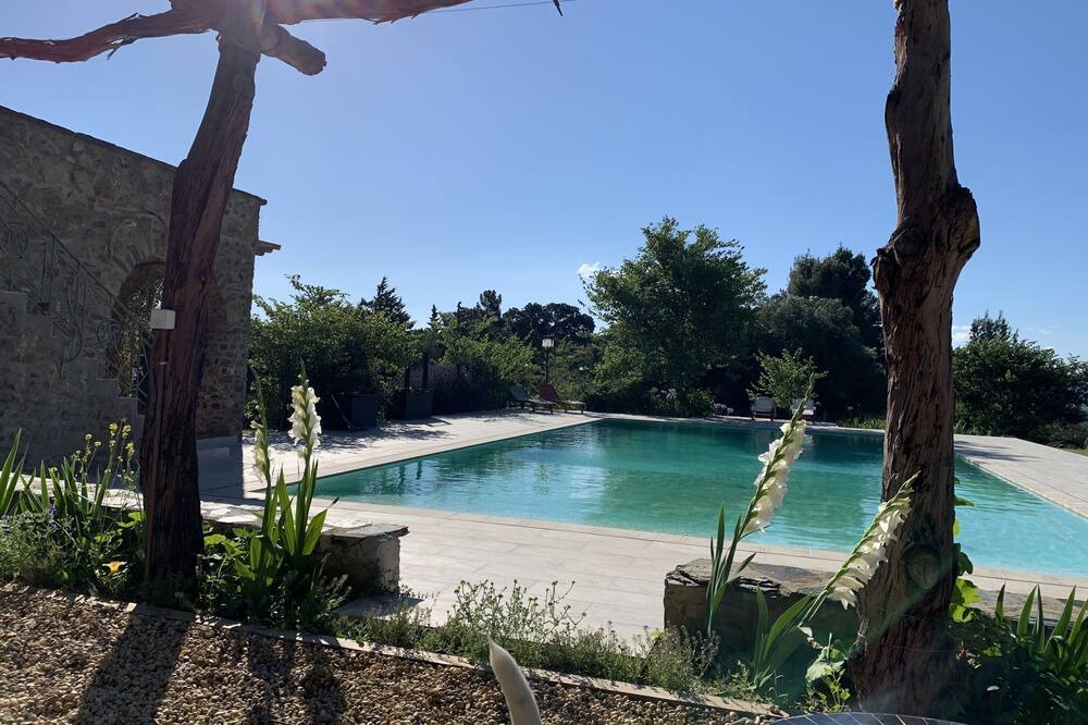Photo of Outdoor in Castelnou