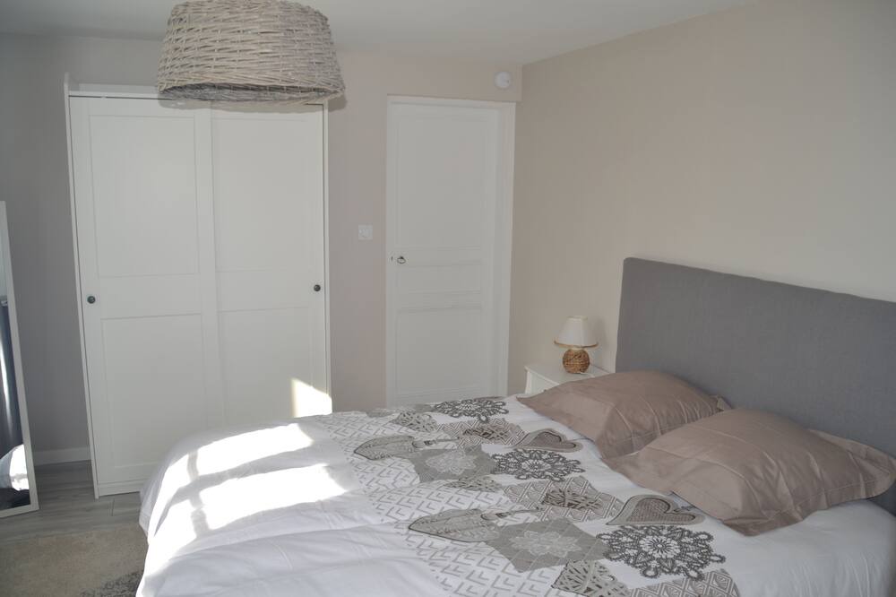 Photo of Bedroom in Dinan