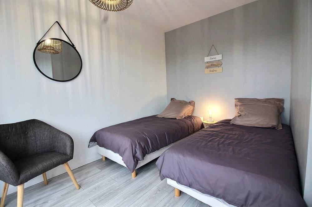 Photo of Bedroom in Dinan