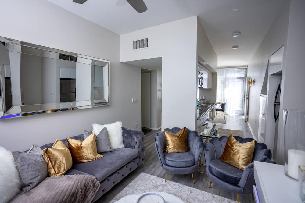 Photo of Livingroom in Mission Hills