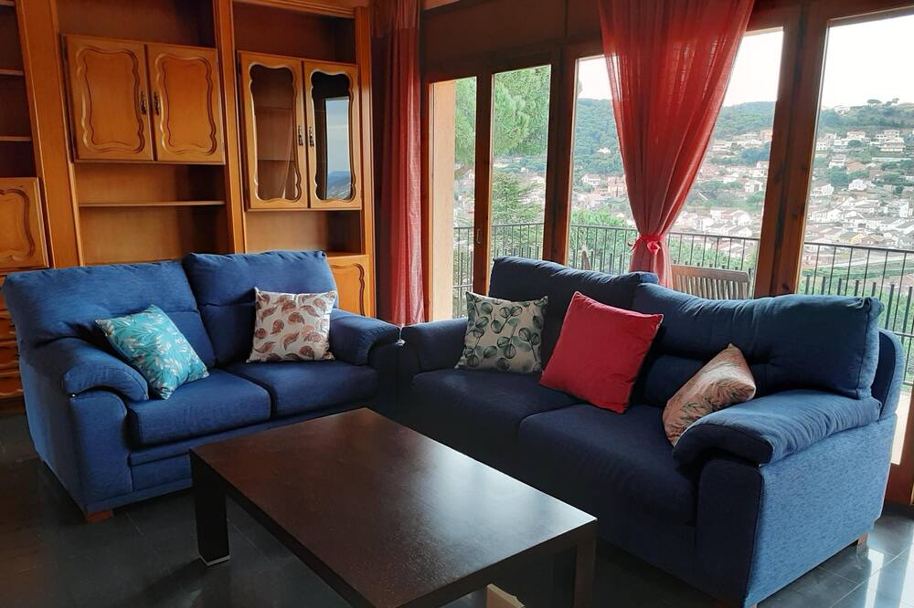 Photo of Livingroom in Sant Fost de Campsentelles