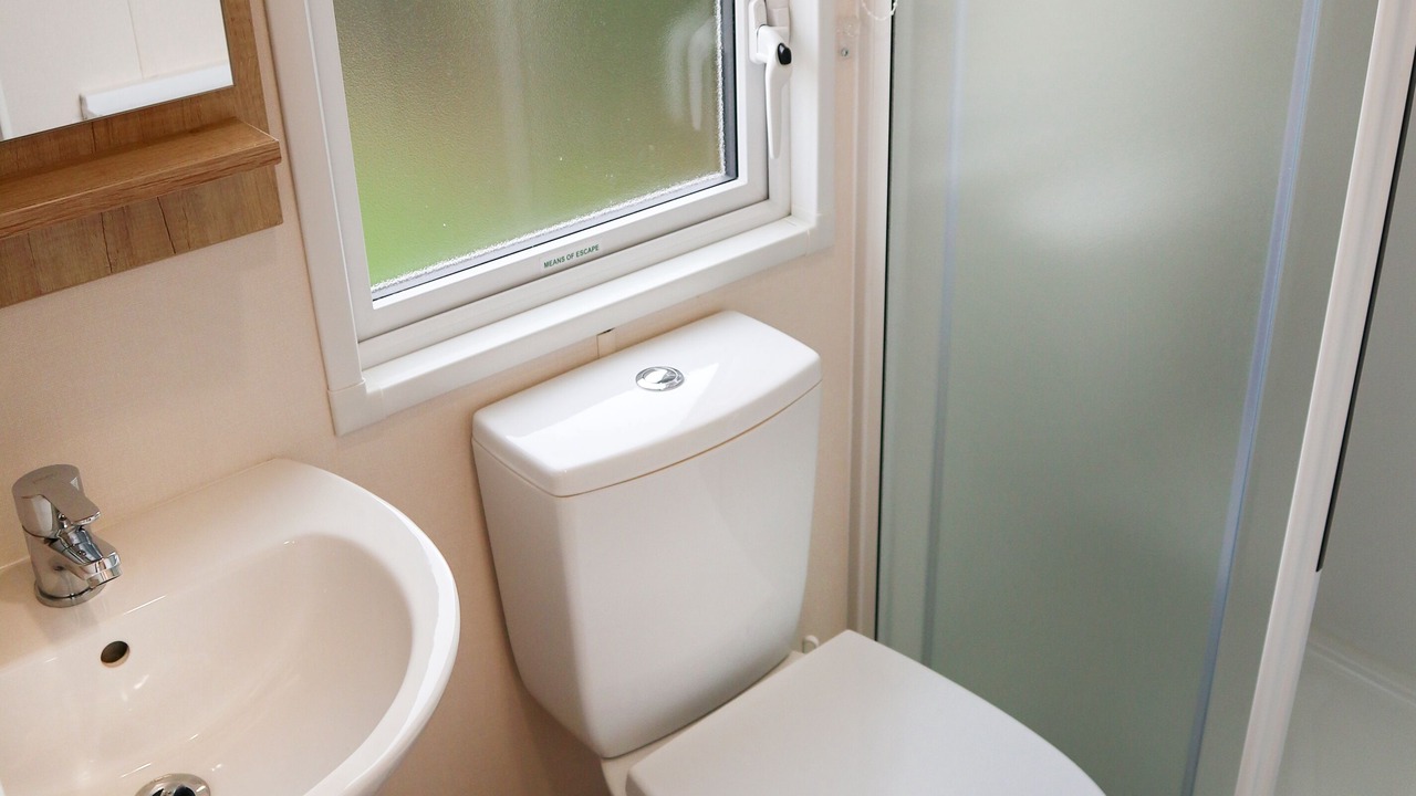 Photo of Bathroom in Chapel Saint Leonards