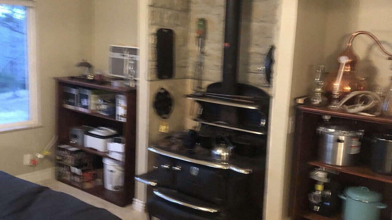 Photo of Others in Bunker