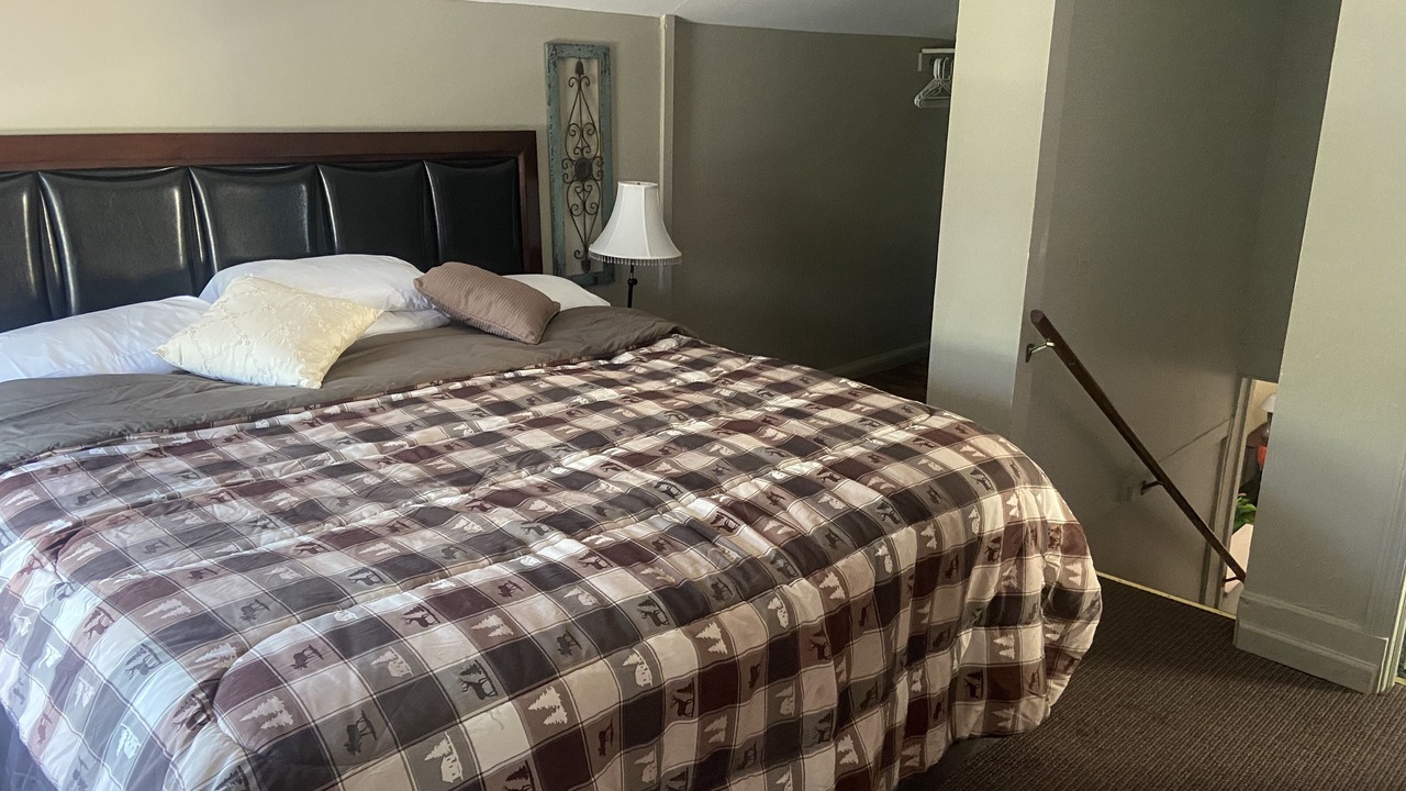 Photo of Bedroom in Baldwinsville