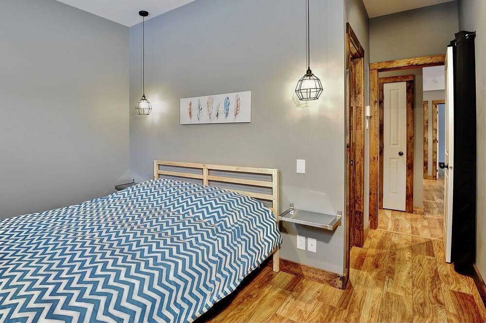 Photo of Bedroom in Stoneham