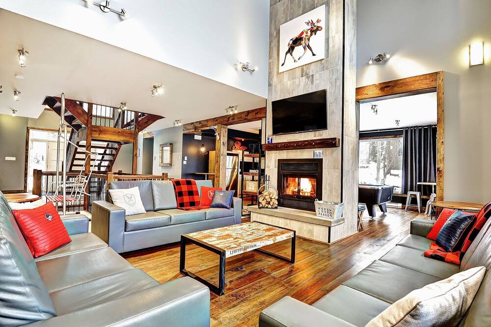 Photo of Livingroom in Stoneham