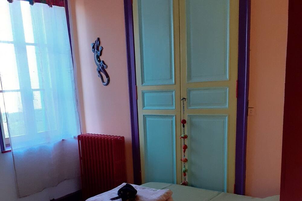Photo of Bedroom in Ainay-le-Chateau
