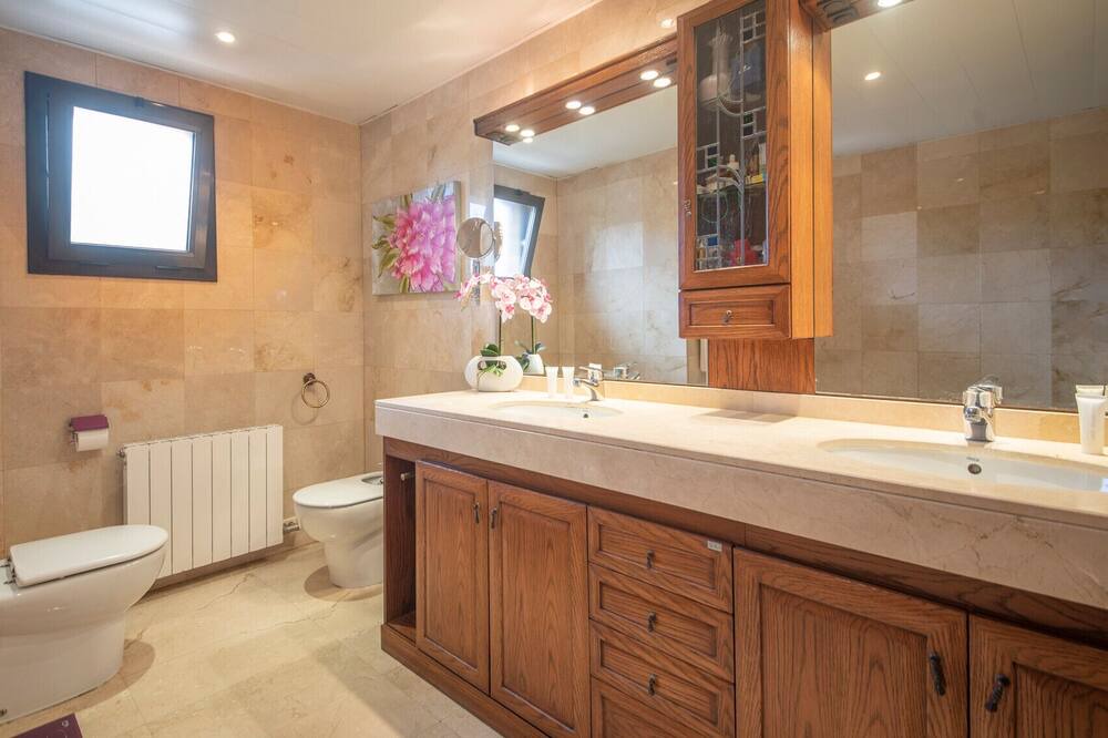 Photo of Bathroom in Tarragona