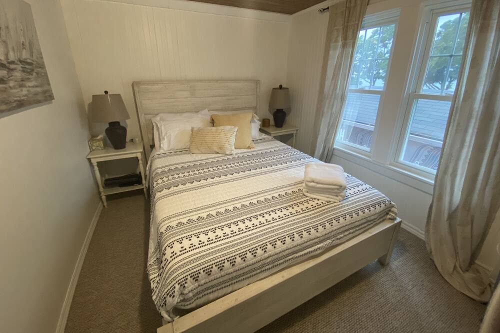 Photo of Bedroom in Kingsville