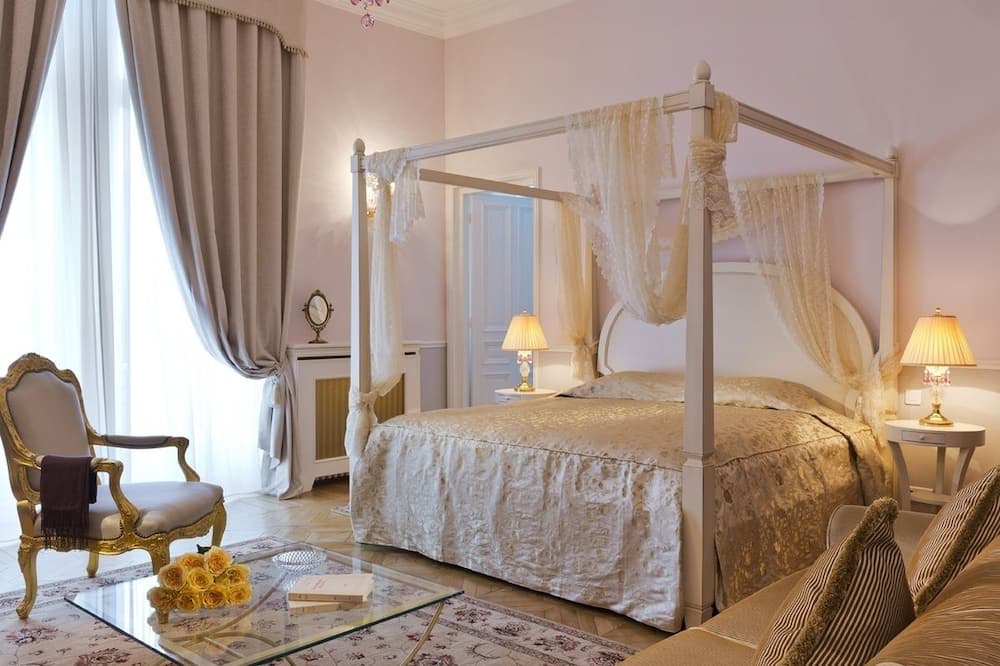 Photo of Bedroom in Bouffemont