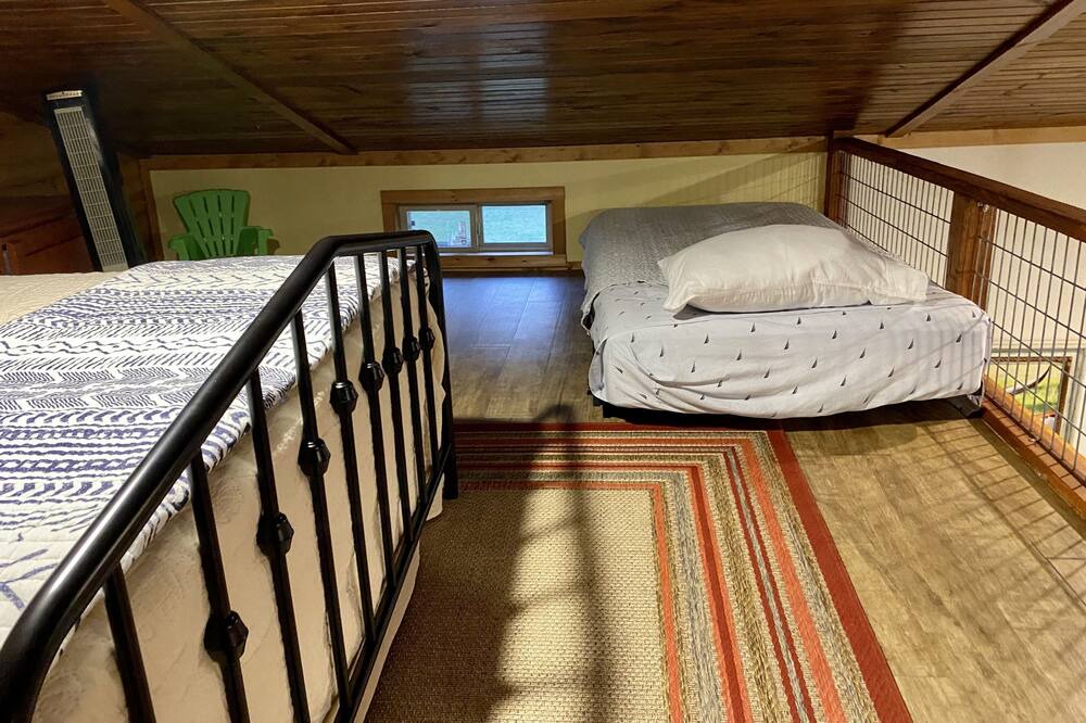 Photo of Bedroom in Proctor