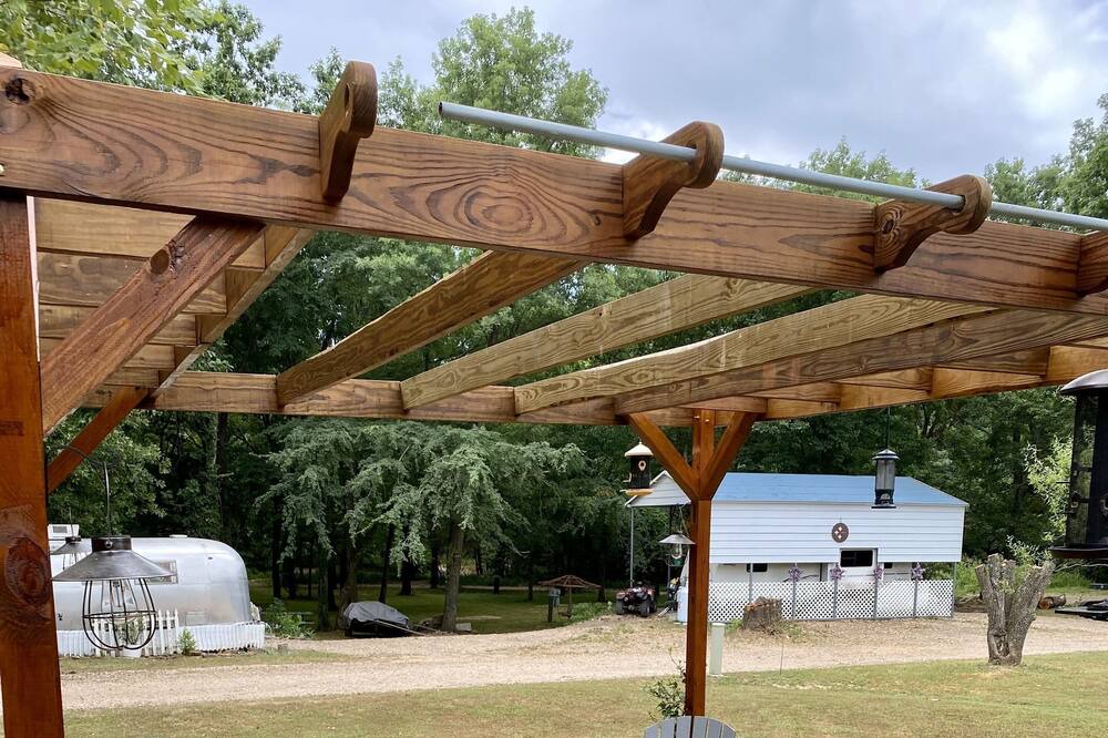Photo of Outdoor in Proctor