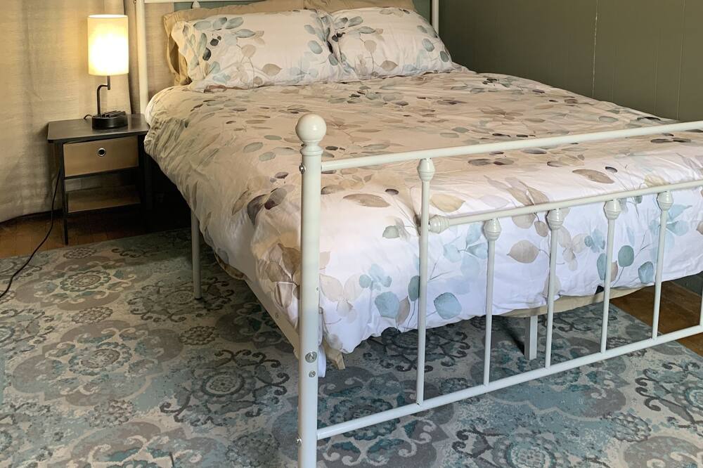 Photo of Bedroom in Tombstone