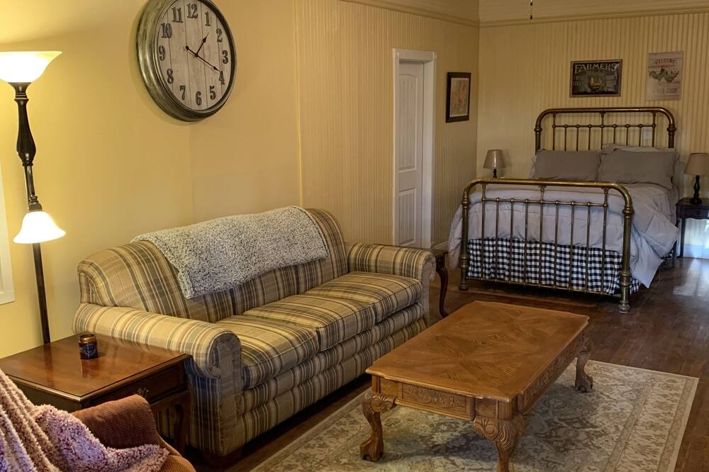 Photo of Bedroom in Tombstone
