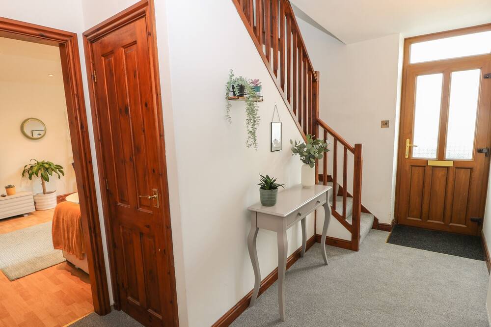 Photo of Others in Summerbridge