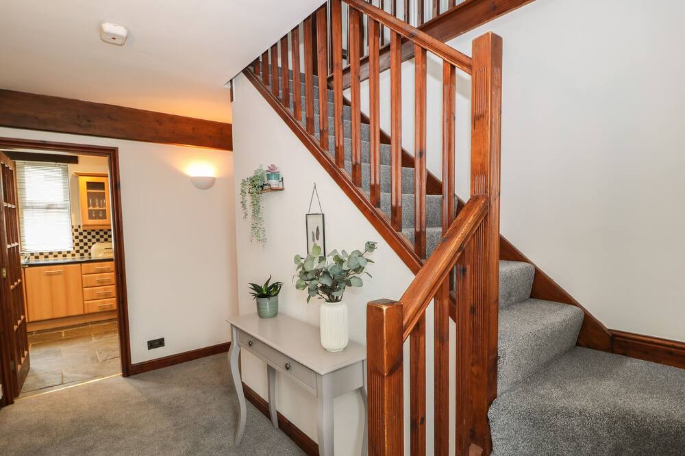 Photo of Others in Summerbridge