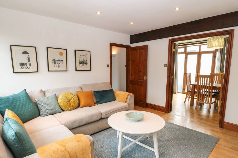 Photo of Livingroom in Summerbridge