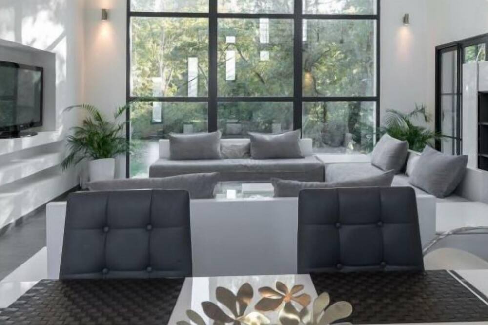 Photo of Livingroom in Vedene