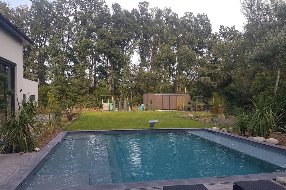 Photo of Outdoor in Vedene
