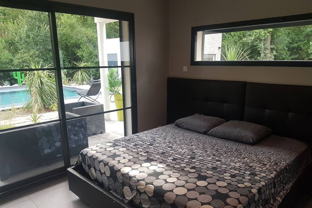 Photo of Bedroom in Vedene