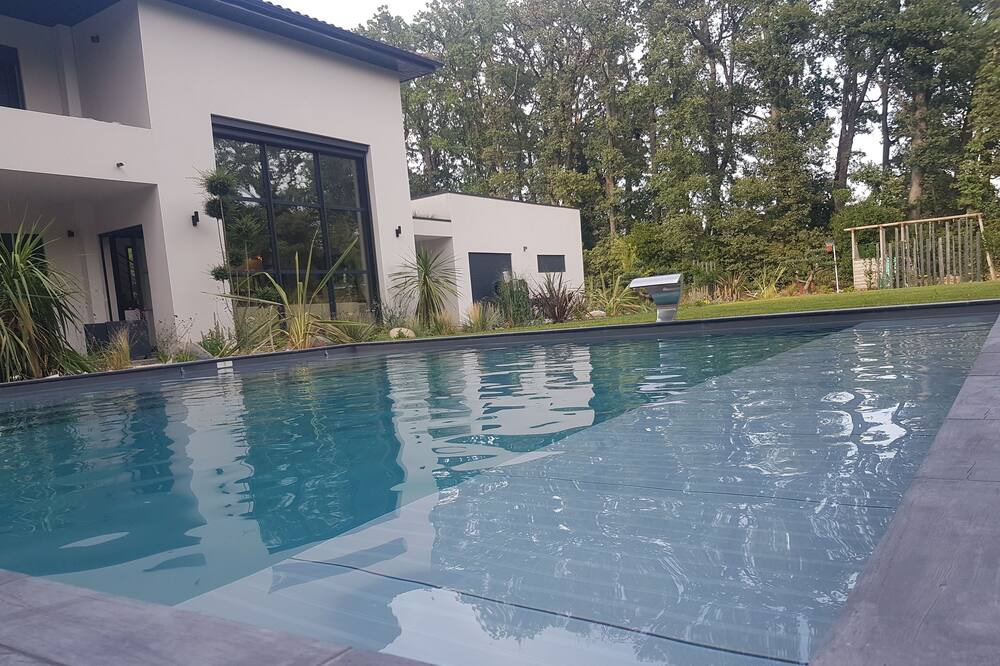 Photo of Outdoor in Vedene