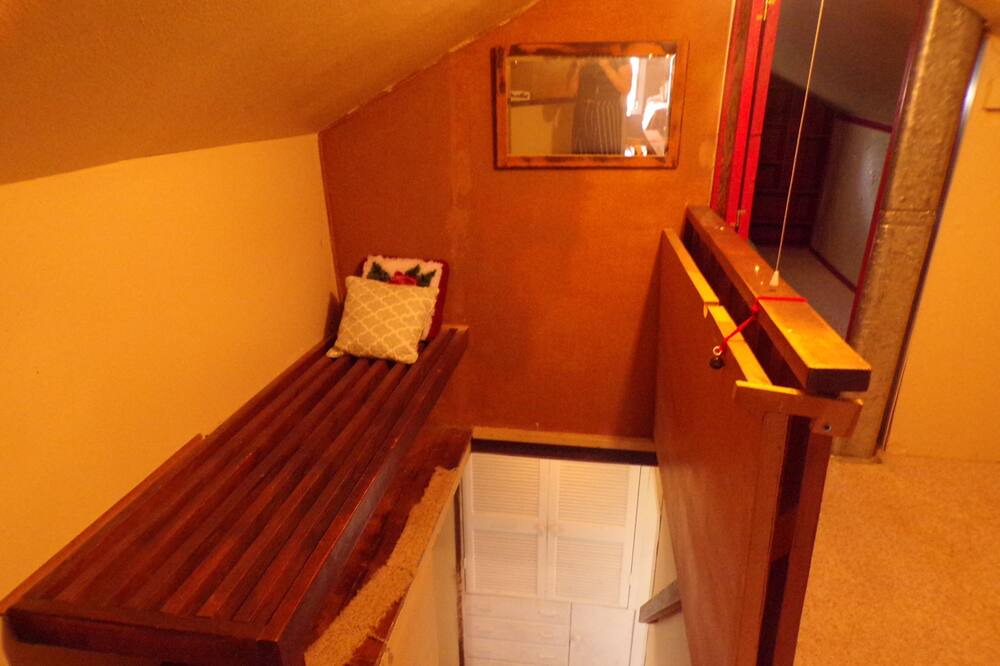Photo of Bedroom in Cloudcroft