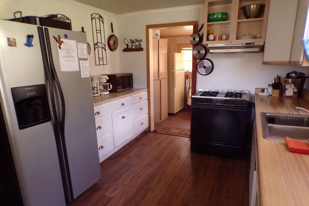 Photo of Kitchen in Cloudcroft