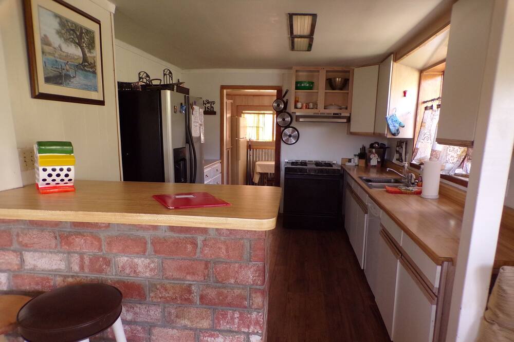 Photo of Kitchen in Cloudcroft