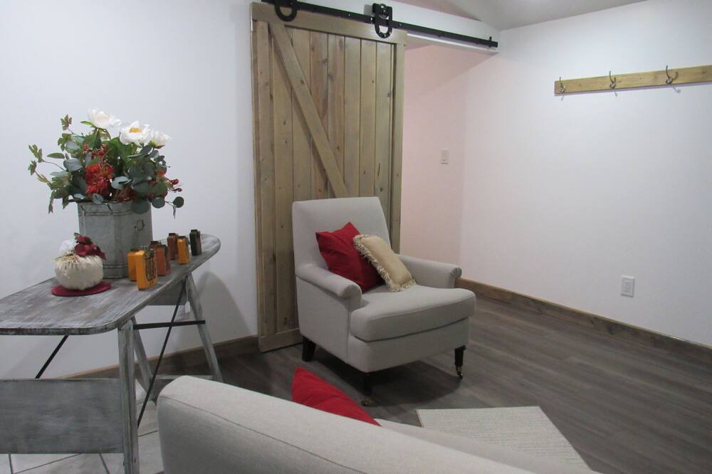 Photo of Livingroom in Deerfield