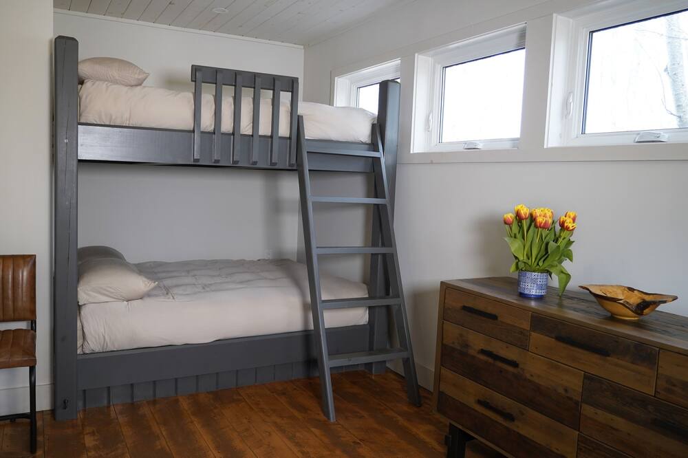 Photo of Bedroom in Utterson