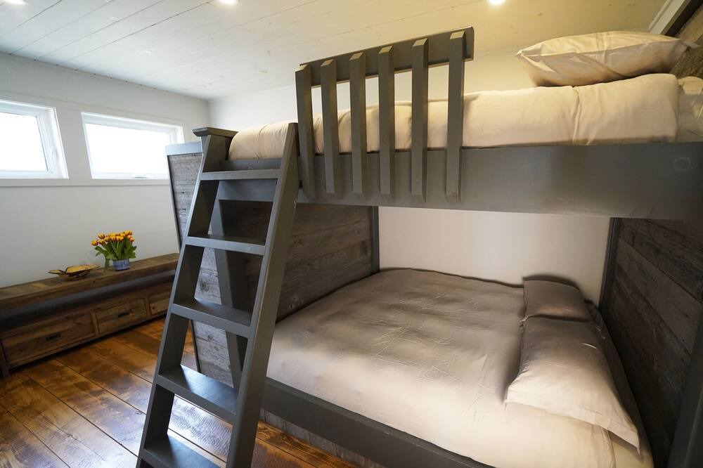 Photo of Bedroom in Utterson
