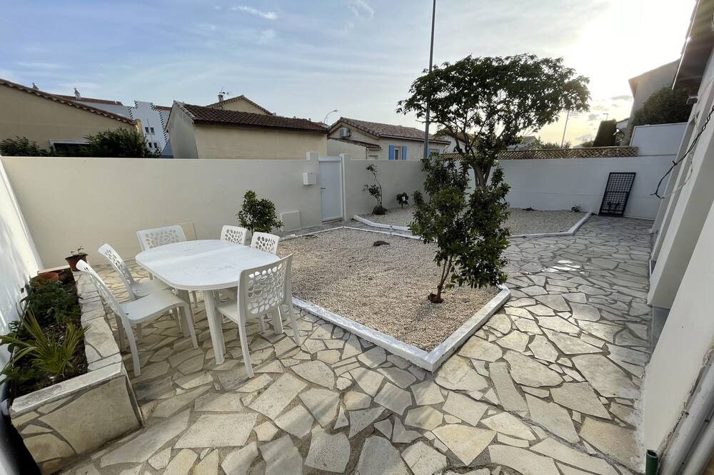Photo of Patio Balcony in Le Bourg