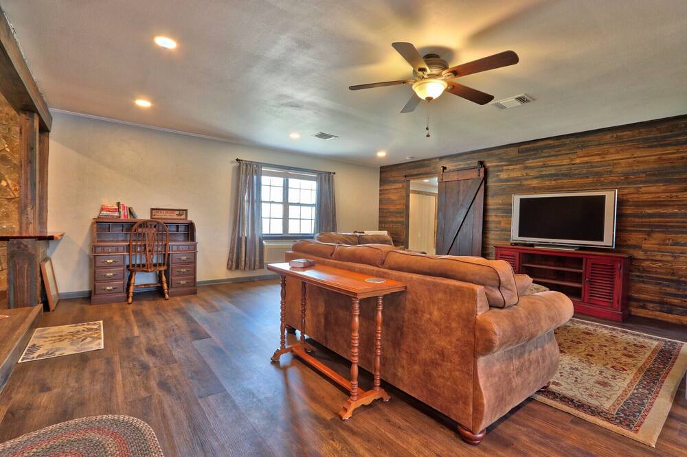 Photo of Bedroom in Johnson City