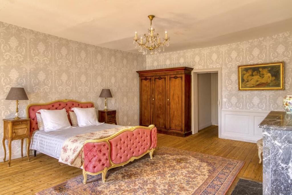 Photo of Others in Pleurs