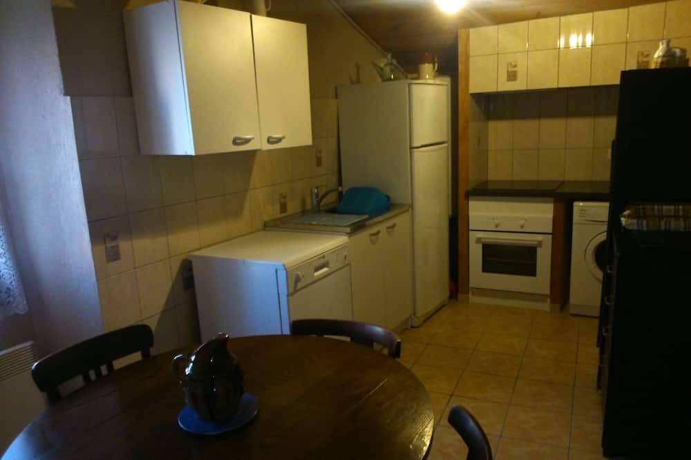 Photo of Kitchen in Saint-Laurent-de-Cerdans