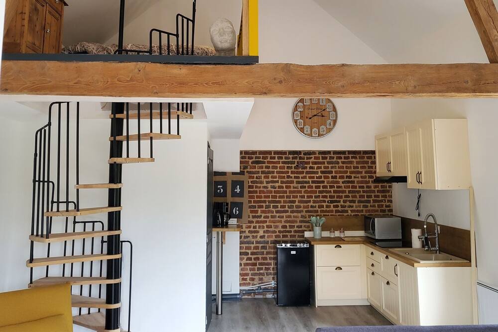 Photo of Others in Sierville