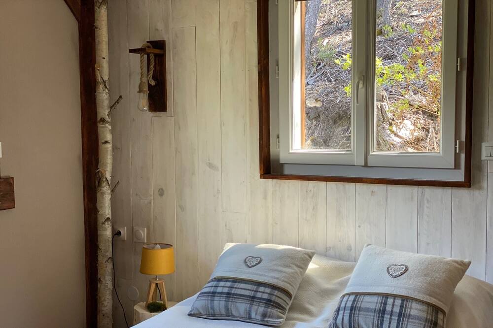 Photo of Bedroom in Meolans-Revel