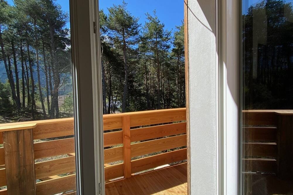 Photo of Patio Balcony in Meolans-Revel