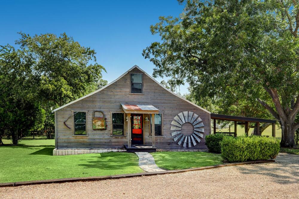Photo of Outdoor in Round Top