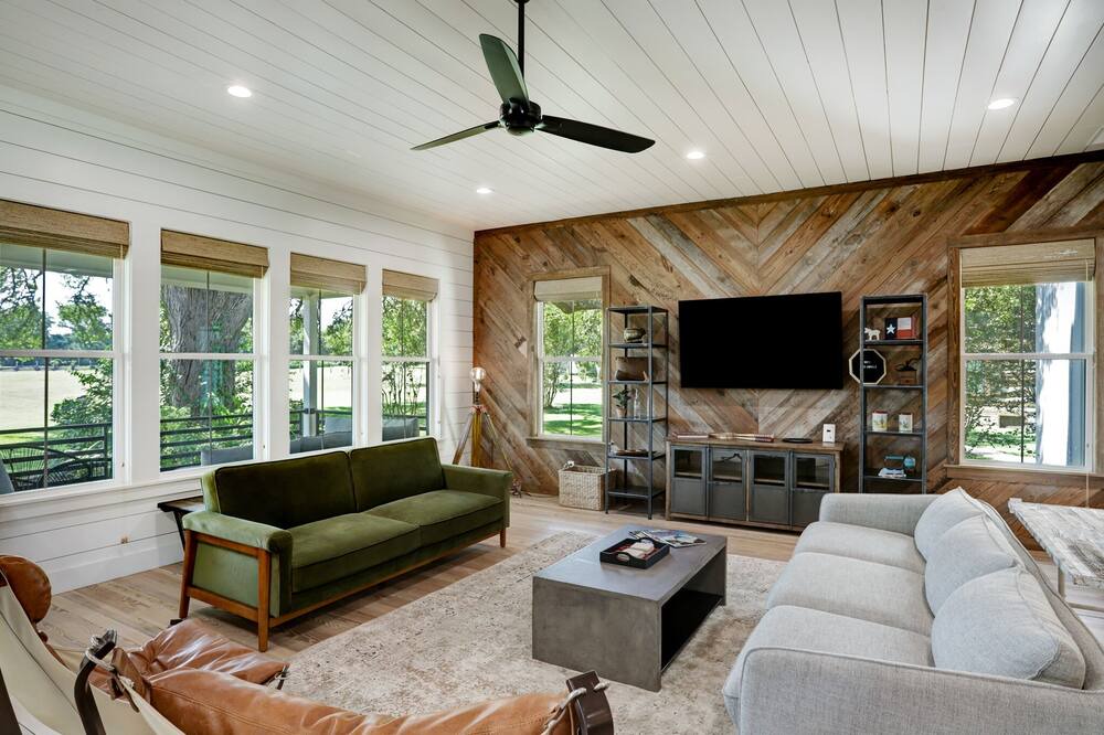 Photo of Bedroom in Round Top