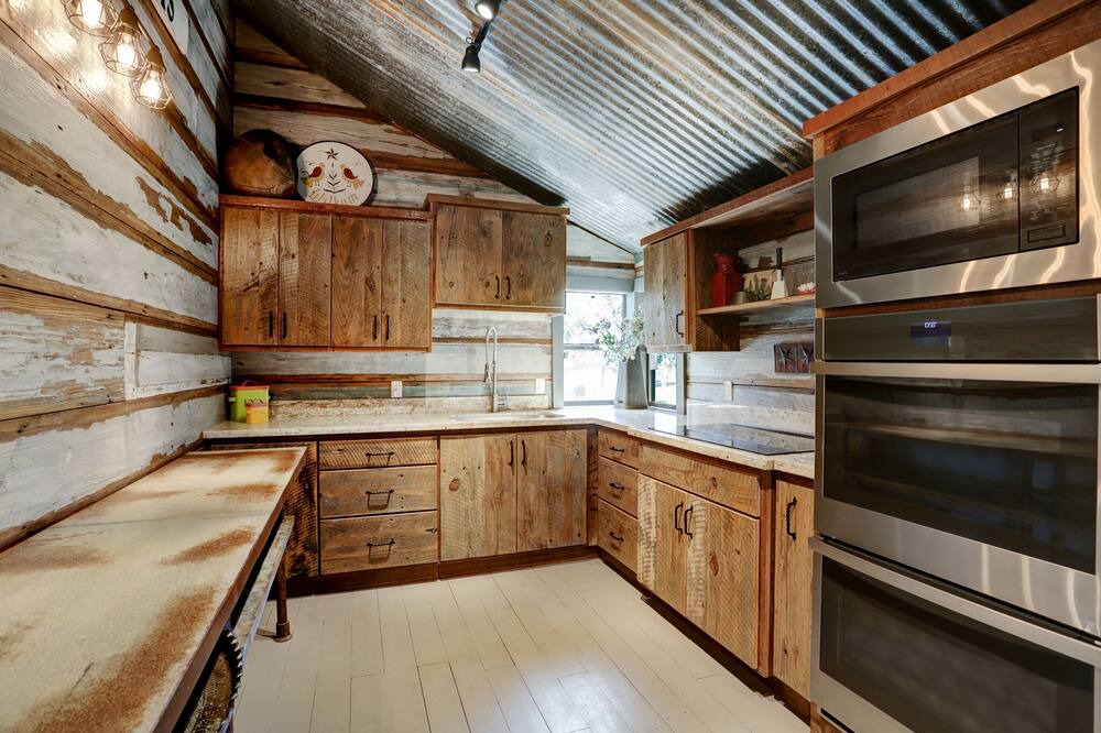 Photo of Kitchen in Round Top