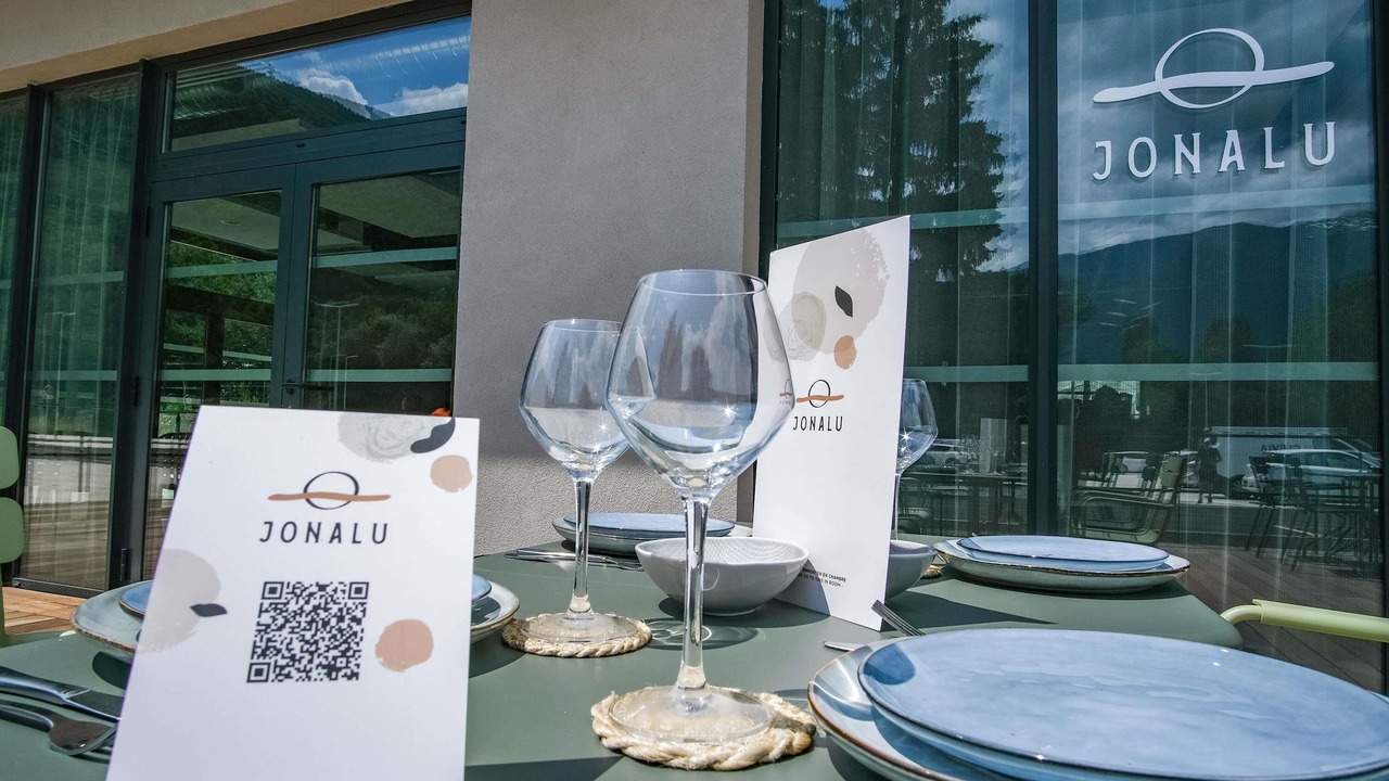 Photo of Others in Albertville