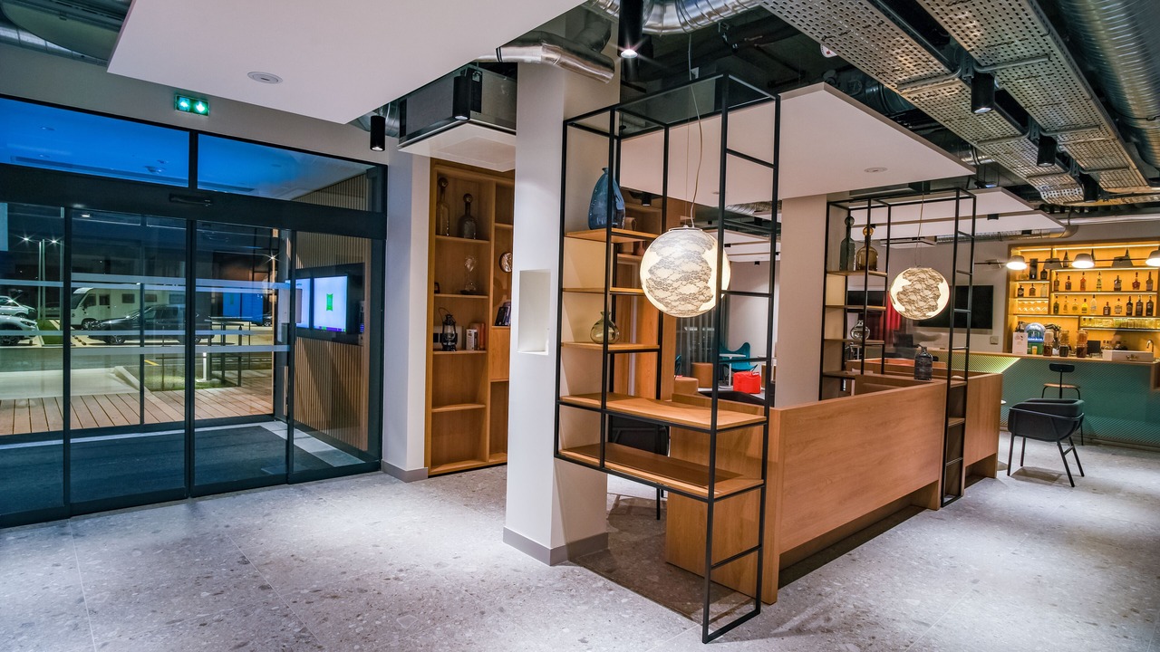 Photo of Others in Albertville