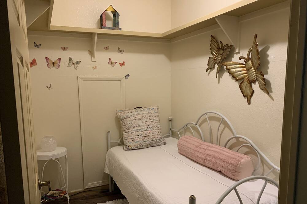 Photo of Bedroom in Fort Towson