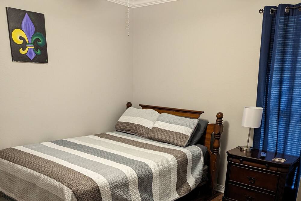 Photo of Bedroom in Shreveport