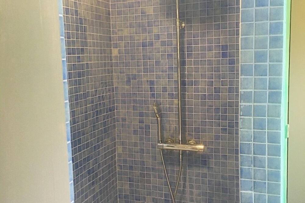 Photo of Bathroom in Saint-Boes