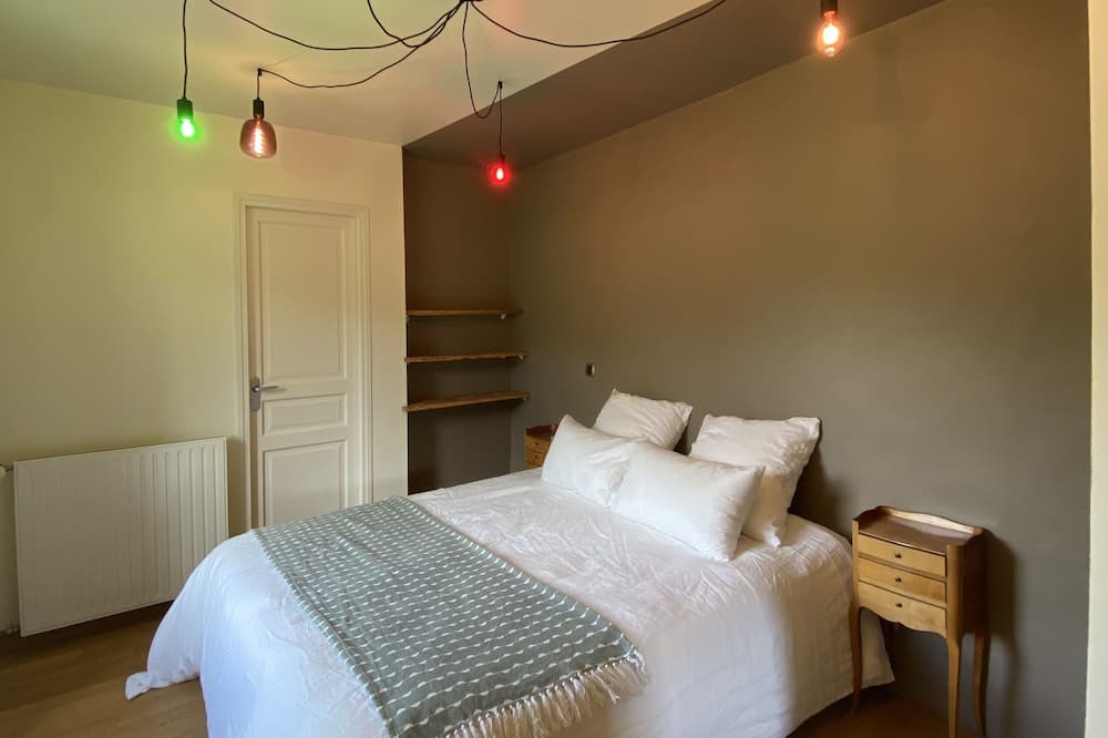 Photo of Bedroom in Gennes-Val-de-Loire